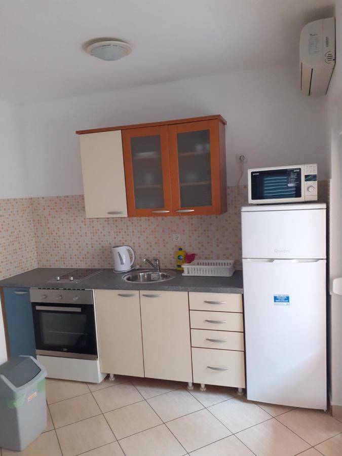 Apartments Markota Sukošan エクステリア 写真