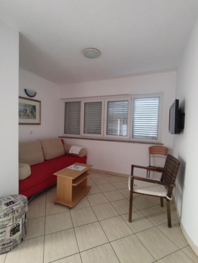 Apartments Markota Sukošan エクステリア 写真